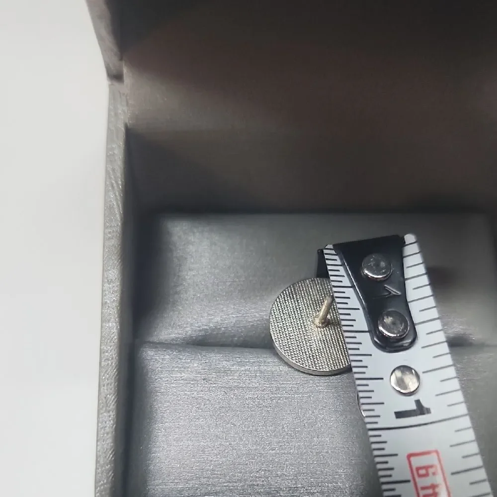 BHE 1998 Teamwork Excellence Pin - Silver